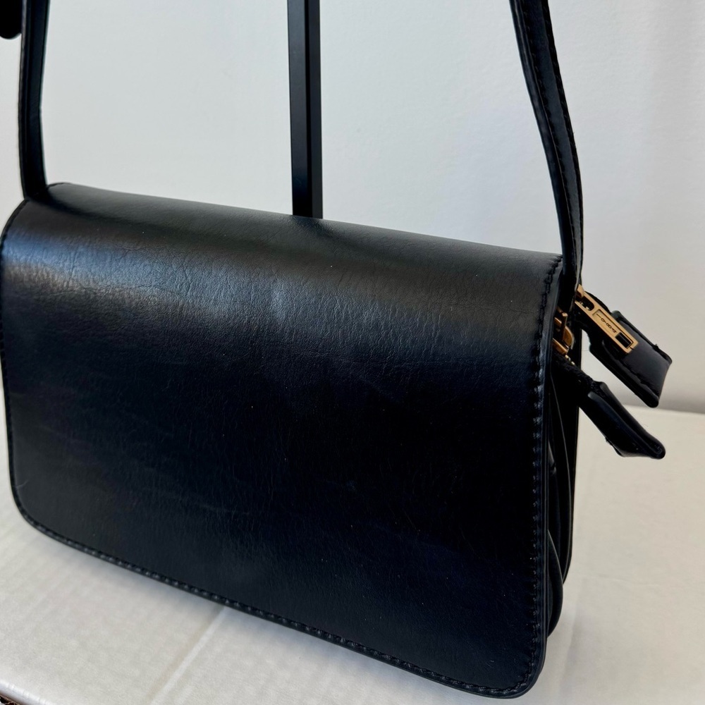 Brandy Melville Black Mini Shoulder Bag 🖤